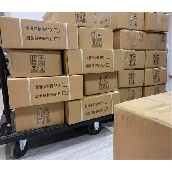 防雷浪涌保護(hù) 器