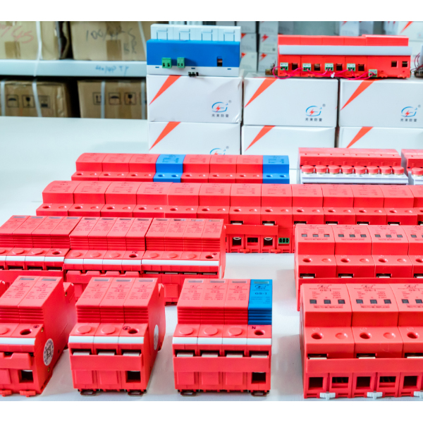 浪涌保護(hù)器